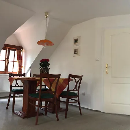 Maison d'hôtes Mala Svata Hora - & Restaurace Mníšek pod Brdy