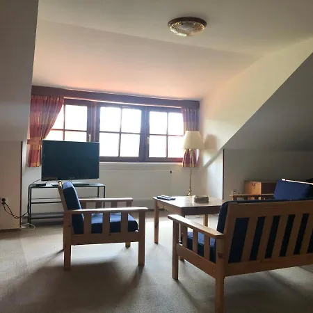 Mala Svata Hora - & Restaurace * Мнишек-под-Брди