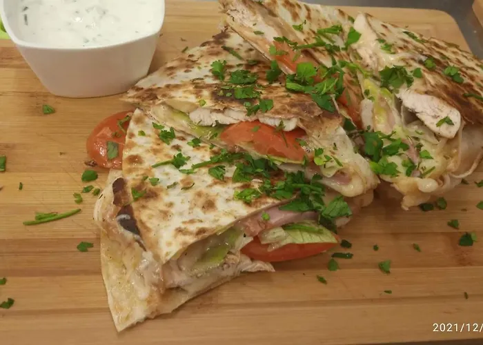 Mala Svata Hora - & Restaurace بيت ضيافة Mníšek pod Brdy