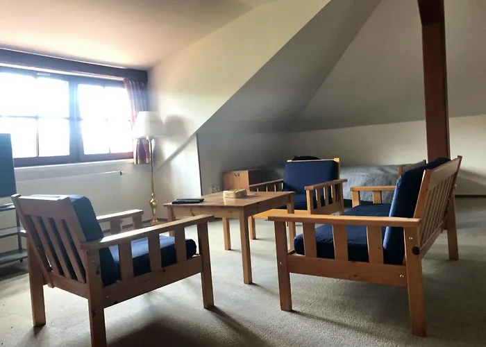 Pensión Malá Svatá Hora - Penzion&restaurace Mníšek pod Brdy