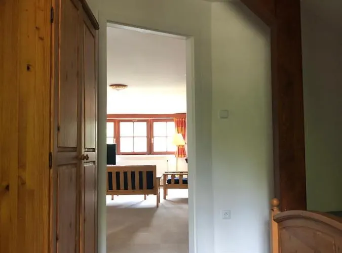 Mala Svata Hora - & Restaurace Mníšek pod Brdy